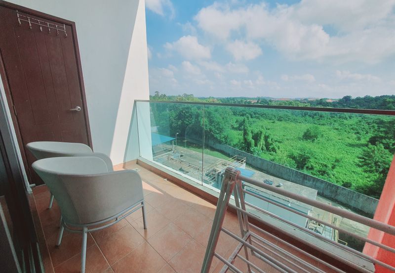 THE TROPICANA RESIDENCES