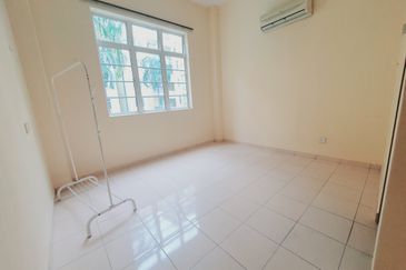 University View Apartments (Bukit Beruang Bestari)