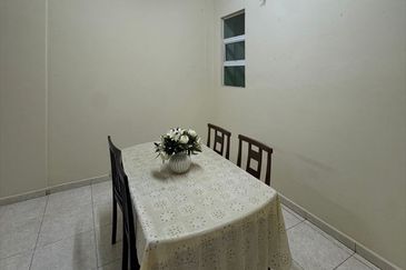 University View Apartments (Bukit Beruang Bestari)