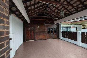 Taman Desa Taming Sari