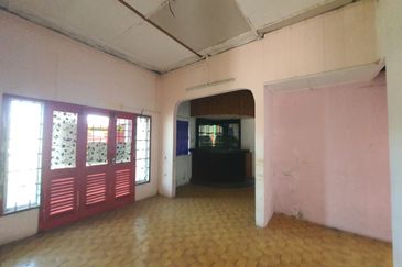[ Classic Historical Style ] 1 Storey Bungalow Durian Daun Melaka Town