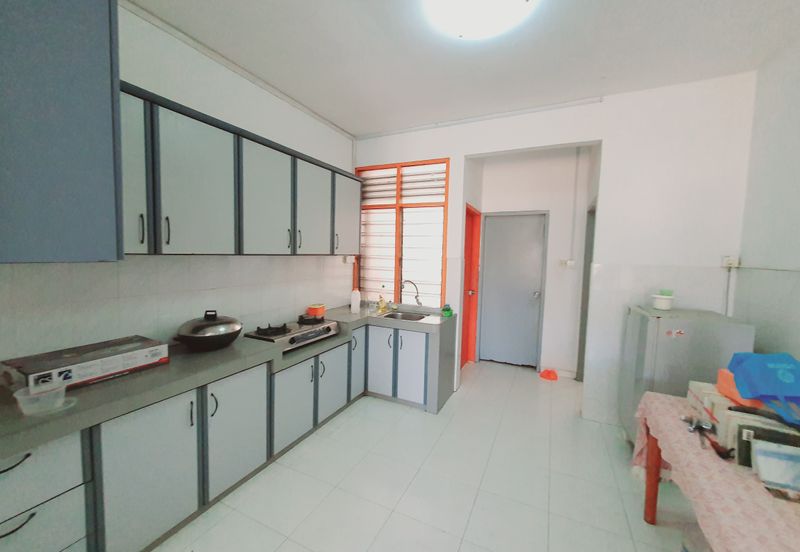 PANGSAPURI GOLDEN SHOWER(KONDOMINIUM RUBY)