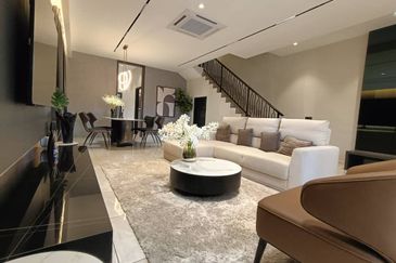 Melaka Double Storey Terrace Bukit Katil