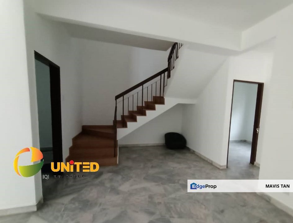 DOUBLE STOREY HOUSE @ JALAN KENARI , BANDAR PUCHONG JAYA Opposite, Selangor, Puchong
