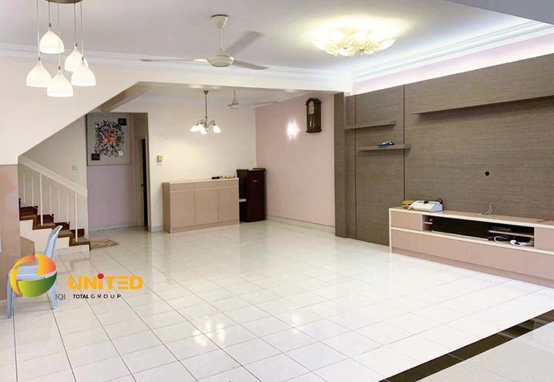 💥 Bandar Puteri Puchong💥 MUST VIEW 🤞 NICE RENOVATED 🤞 4R3B, near Wawasan PUCHONG JAYA