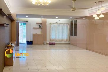 💥 Bandar Puteri Puchong💥 MUST VIEW 🤞 NICE RENOVATED 🤞 4R3B, near Wawasan PUCHONG JAYA