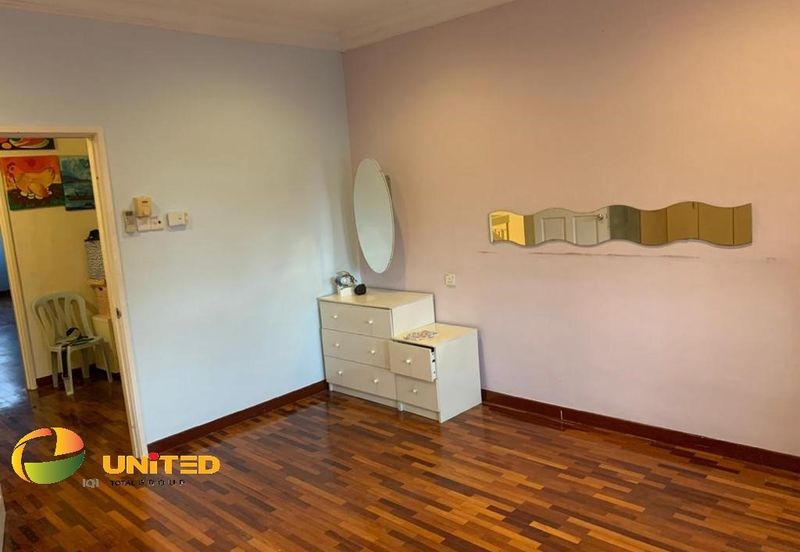 💥 Bandar Puteri Puchong💥 MUST VIEW 🤞 NICE RENOVATED 🤞 4R3B, near Wawasan PUCHONG JAYA