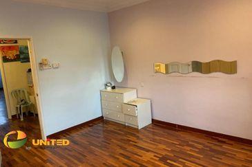 💥 Bandar Puteri Puchong💥 MUST VIEW 🤞 NICE RENOVATED 🤞 4R3B, near Wawasan PUCHONG JAYA