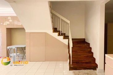 💥 Bandar Puteri Puchong💥 MUST VIEW 🤞 NICE RENOVATED 🤞 4R3B, near Wawasan PUCHONG JAYA