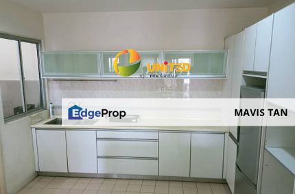 CORNER + NICE UNIT @ SRI MEKAR APARTMENT , Selangor, Puchong