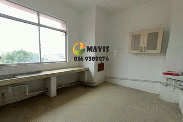 Taman Kinrara Seksyen 1