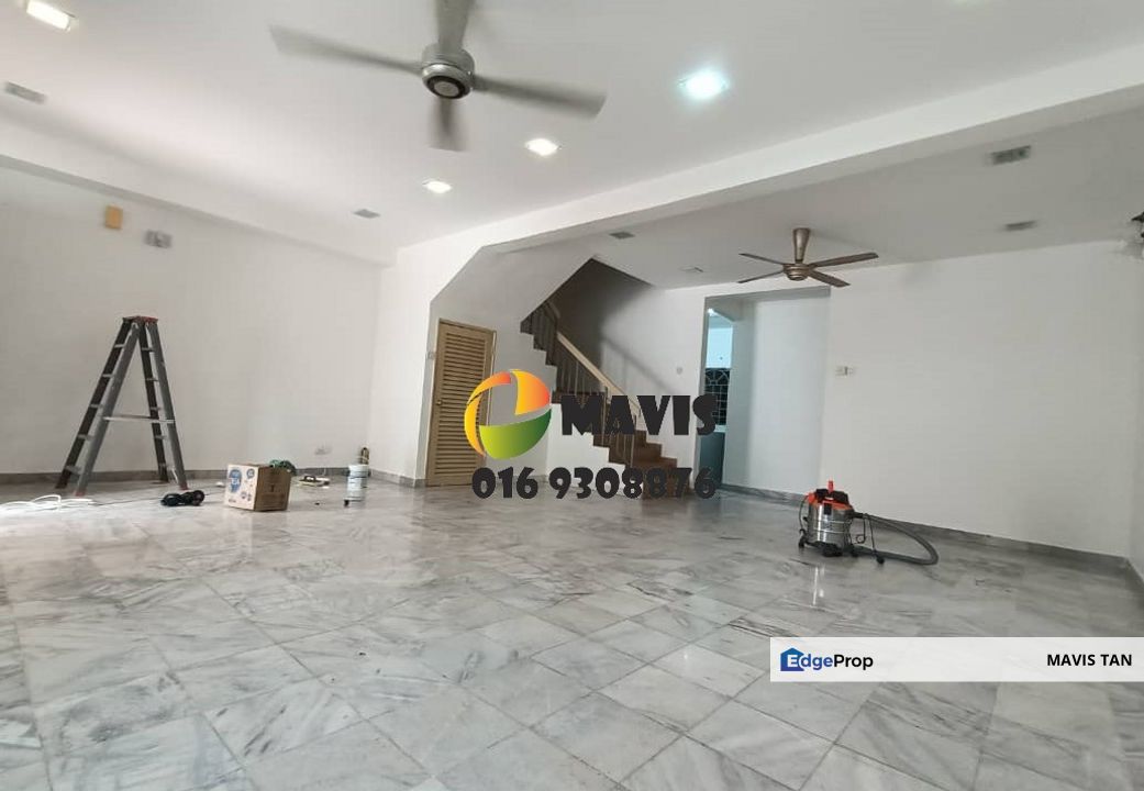 FOR RENT ~ BIG DOUBLE STOREY HOUSE @ BANDAR PUCHONG JAYA, Selangor, Puchong