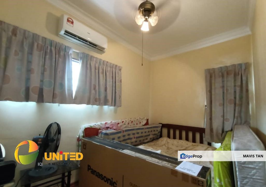 CORNER with BIG LAND💖FREEHOLD💖FULLY RENOVATED💖 KASAWARI HEIGHT @ BANDAR PUCHONG JAYA, Selangor, Puchong