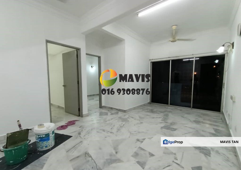 NEW PAINT NEW AIR CON NEW WATER HEATHER + KITCHEN CABINET Sri Anggerik 1 Apartment Puchong , Selangor, Puchong