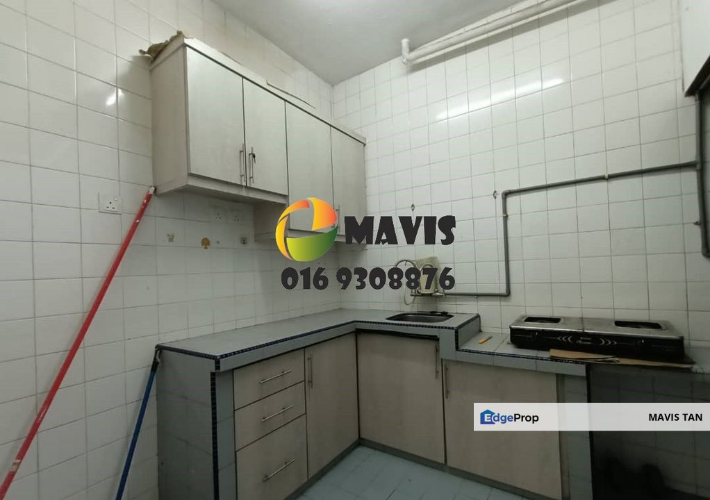 NEW PAINT NEW AIR CON NEW WATER HEATHER + KITCHEN CABINET Sri Anggerik 1 Apartment Puchong , Selangor, Puchong