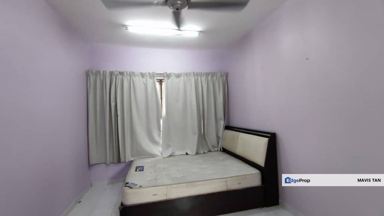 FULLY FURNTURE 💖 BALCONY+LIFT+PRIVATE PARKING+AIRCON+LRT💖 KENANGA APARTMENT @ Taman WAWASAN , Selangor, Puchong