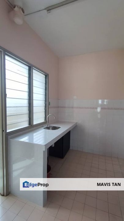 FULLY FURNTURE 💖 BALCONY+LIFT+PRIVATE PARKING+AIRCON+LRT💖 KENANGA APARTMENT @ Taman WAWASAN , Selangor, Puchong