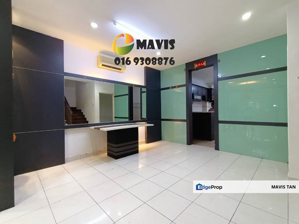 Bandar Puteri Puchong 12 Renovated Double Storey House for Rent, Selangor, Puchong