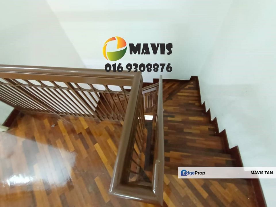 Bandar Puteri Puchong 12 Renovated Double Storey House for Rent, Selangor, Puchong