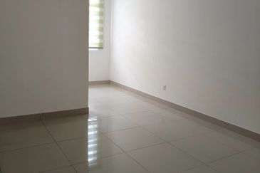 Jalan Putra Prima 4/3 