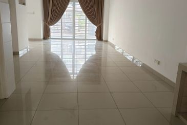 Jalan Putra Prima 4/3 