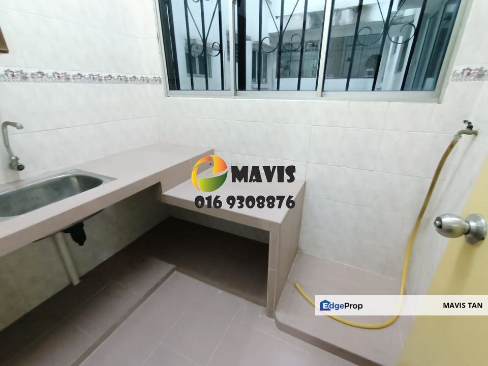 1ST FLOOR - SEMI FURNITURE @ SRI MEKAR APARTMENT, BANDAR PUCHONG JAYA, Selangor, Puchong