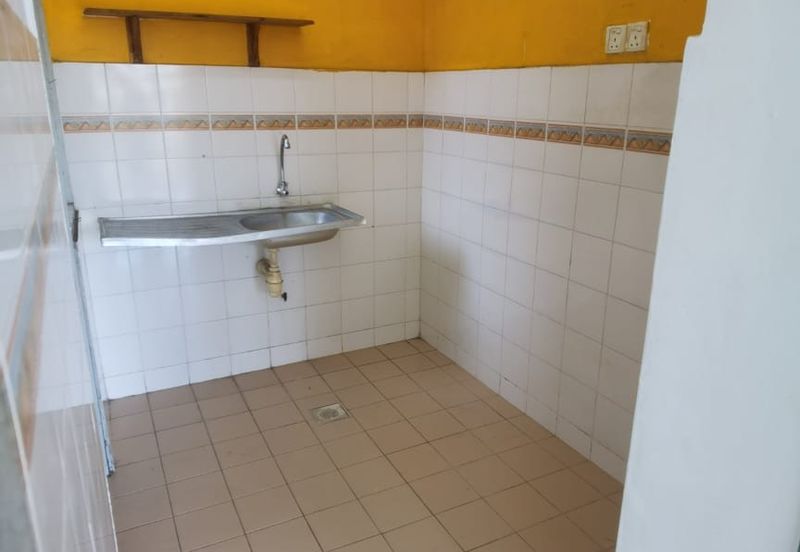 SERI JATI APARTMENT PUCHONG HARTAMAS