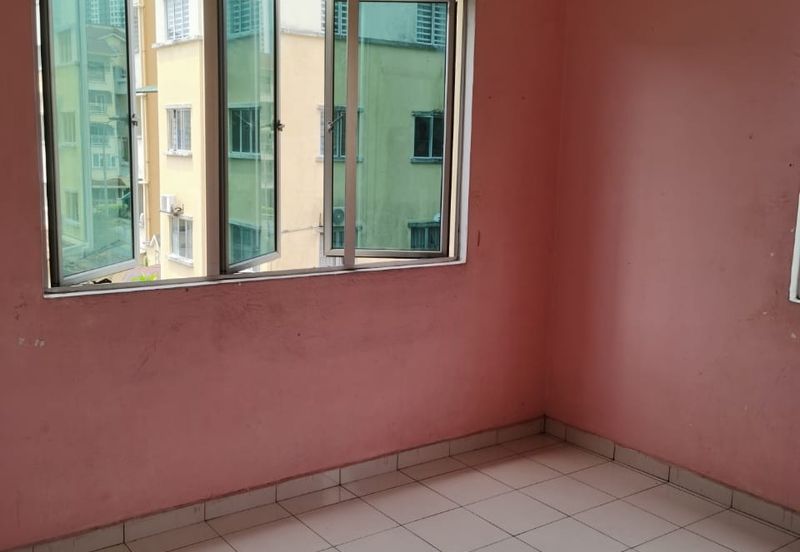 SERI JATI APARTMENT PUCHONG HARTAMAS