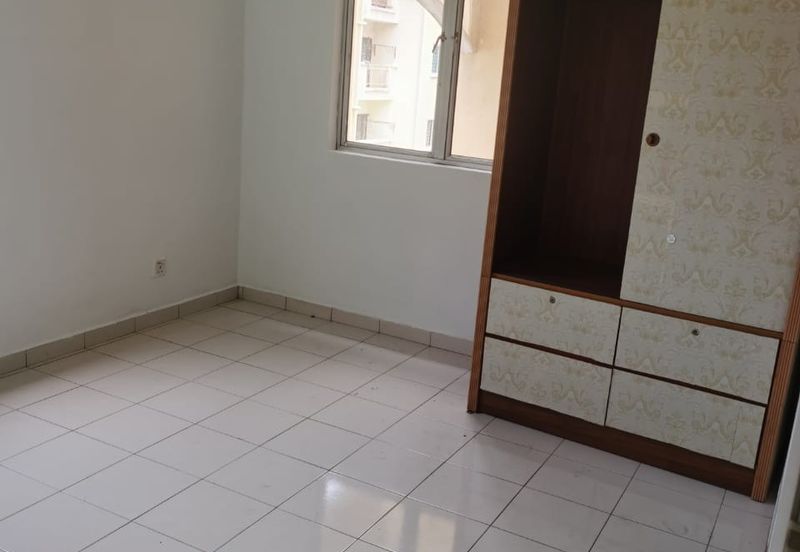 SERI JATI APARTMENT PUCHONG HARTAMAS