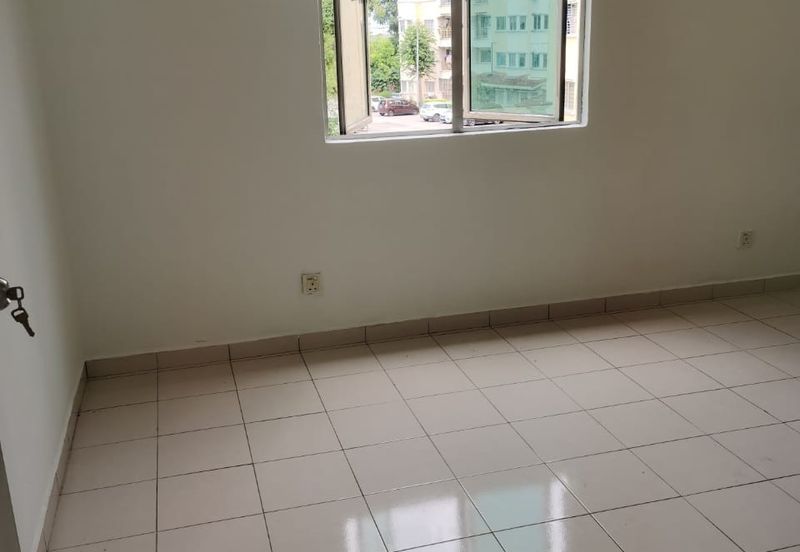 SERI JATI APARTMENT PUCHONG HARTAMAS