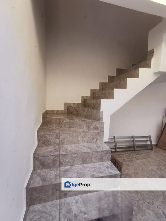 Puchong Intan 18x55 Fully Renovated Fully Extended Move in Condition!, Selangor, Puchong