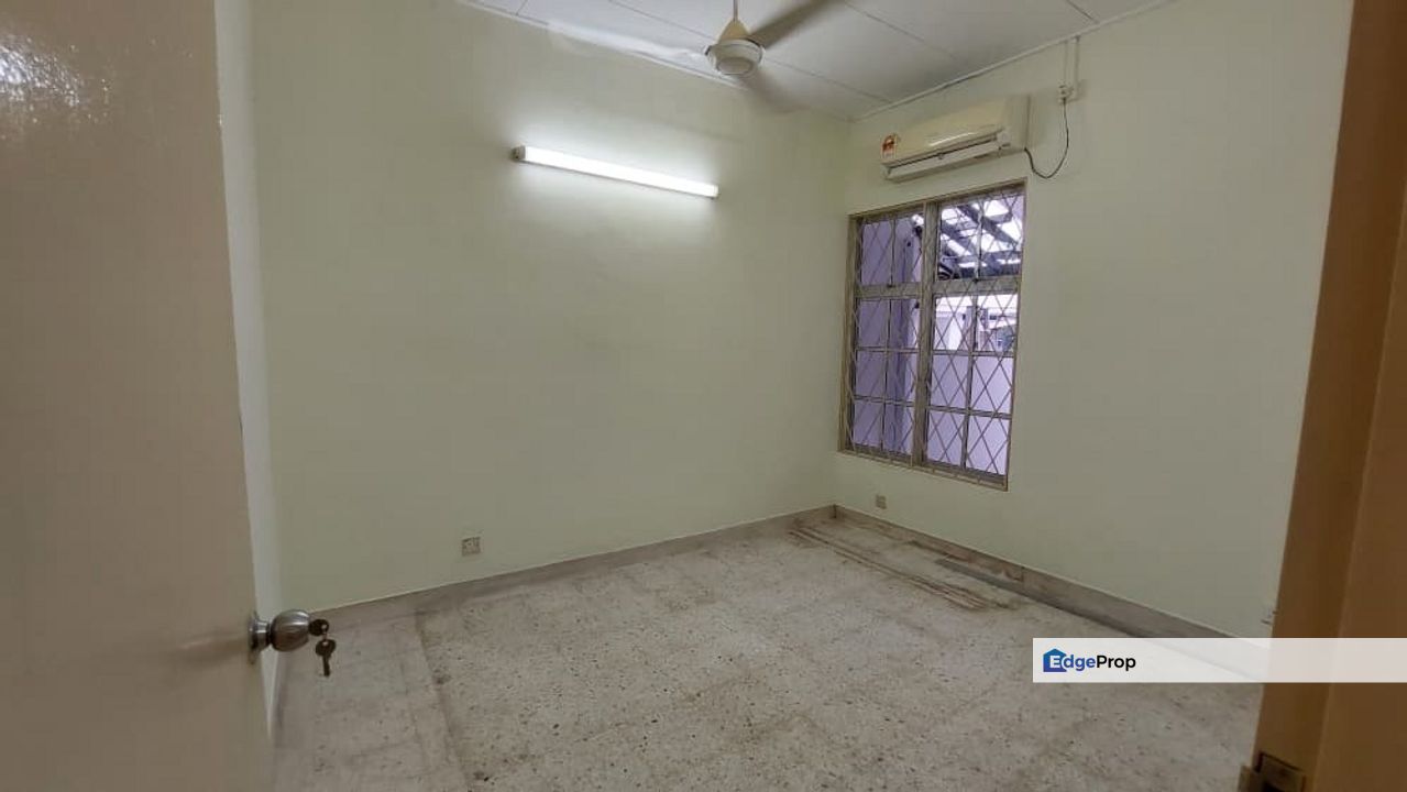 Bandar Kinrara 2, Bandar Kinrara Puchong, Selangor, Face Green, Extra Parking 20x70 Freehold Puchong, Selangor, Bandar Kinrara Puchong