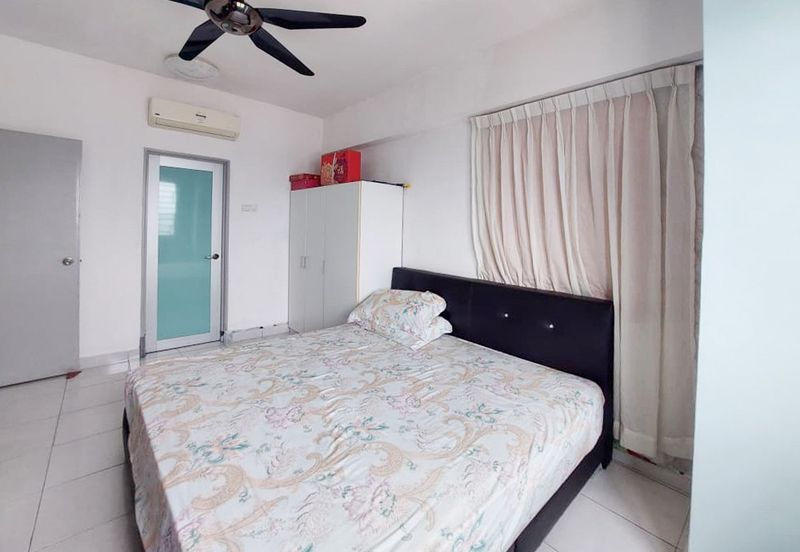 Main Place Residence