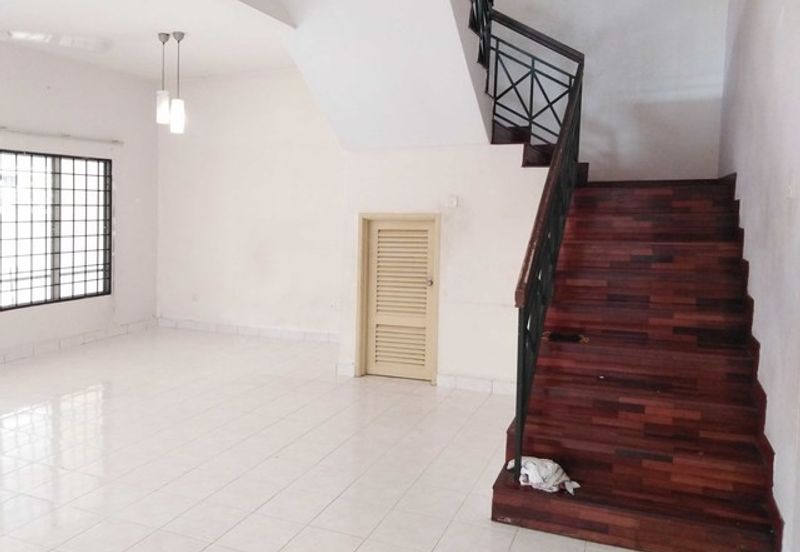 Bandar Puteri Puchong 10, Endlot, 32x75, Freehold, Gated Guarded RM1.3 mil