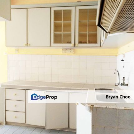 Renovated, 1st Floor, 3 Room 2 Bath, Freehold, Good accessiblity, SRI ANGGERIK 1, Bandar Puchong Jaya, PUCHONG, Selangor, Puchong