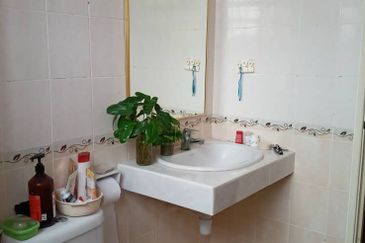 [MUST VIEW] Bandar Puteri 12, 22x75 2 Sty House, Nice Layout PUTERI PUCHONG