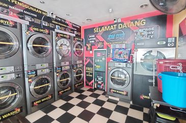 Heritage (Menara Warisan)