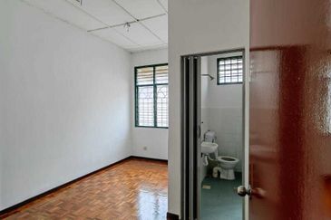 Taman Saujana Puchong