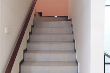 🔥🔥 Bandar puteri Puchong 10Ⓜ️ 2STOREY  22x75 for Sale rm1.12million