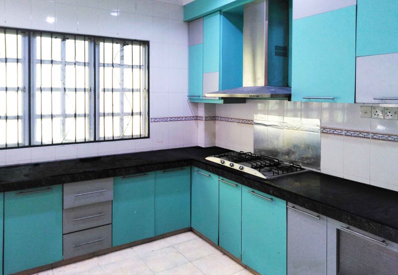 🔥🔥 Bandar puteri Puchong 10Ⓜ️ 2STOREY  22x75 for Sale rm1.12million