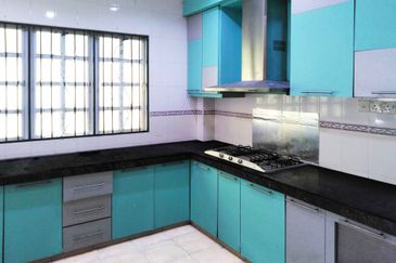 🔥🔥 Bandar puteri Puchong 10Ⓜ️ 2STOREY  22x75 for Sale rm1.12million