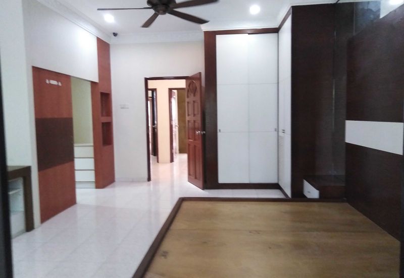 🔥🔥 Bandar puteri Puchong 10Ⓜ️ 2STOREY  22x75 for Sale rm1.12million