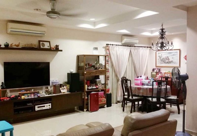 🔥🔥 Bandar puteri Puchong 10 EndlotⓂ️ 2STOREY  32x75 for Sale rm1.5million