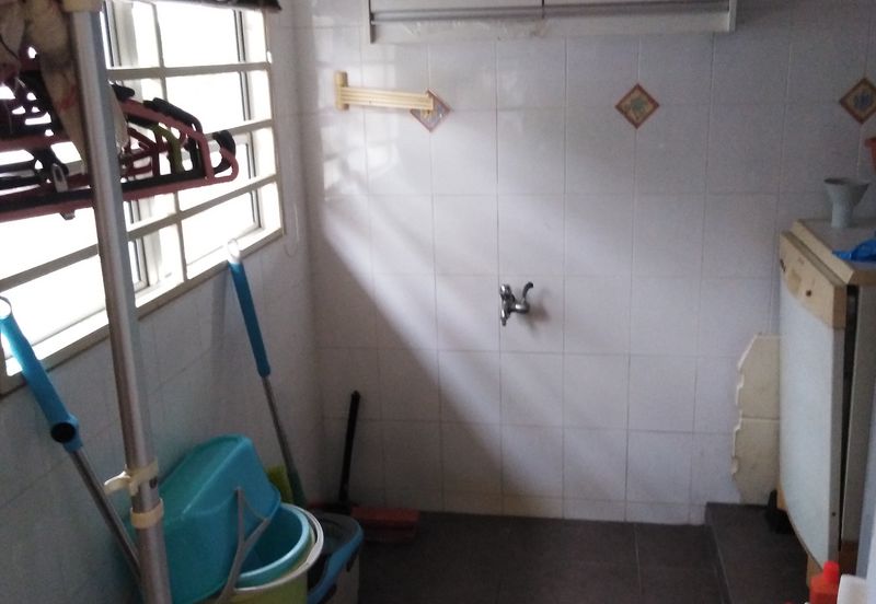 🔥🔥 Bandar puteri Puchong 10 EndlotⓂ️ 2STOREY  32x75 for Sale rm1.5million