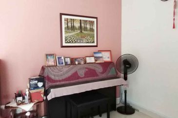 🔥🔥 Bandar puteri Puchong 10 EndlotⓂ️ 2STOREY  40 x75 for Sale rm1.55million