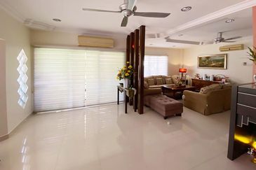 🔥🔥 Bandar puteri Puchong 10 EndlotⓂ️ 2STOREY  40 x75 for Sale rm1.55million