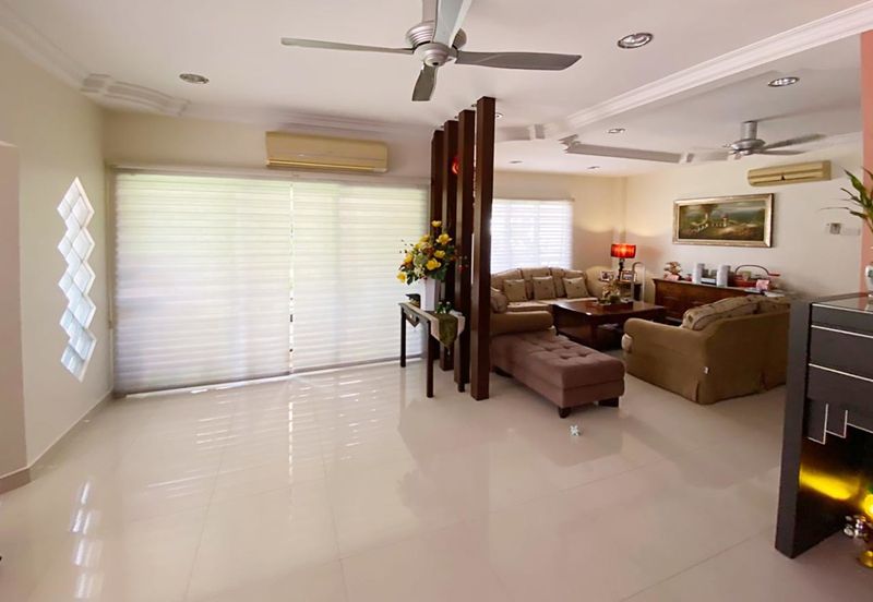 🔥🔥 Bandar puteri Puchong 10 EndlotⓂ️ 2STOREY  40 x75 for Sale rm1.55million