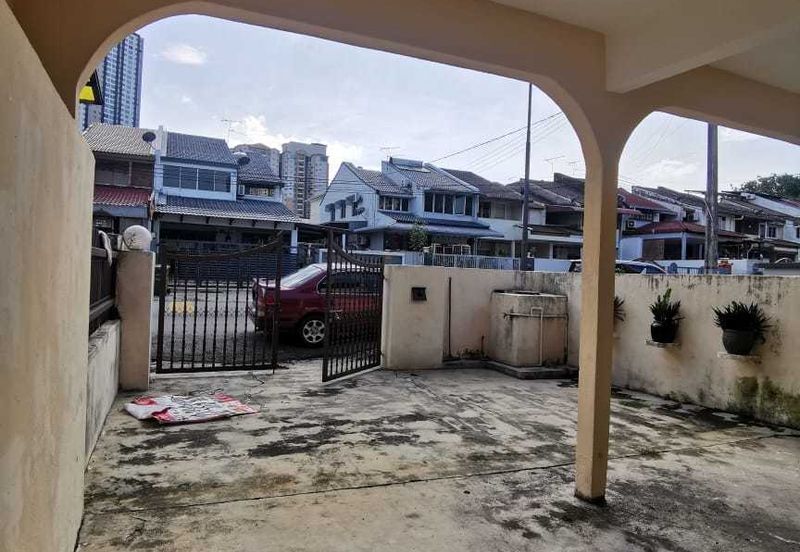 Happy Garden (Taman Gembira)