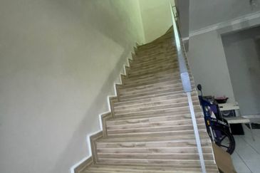 Jalan Puchong Utama 12/7D