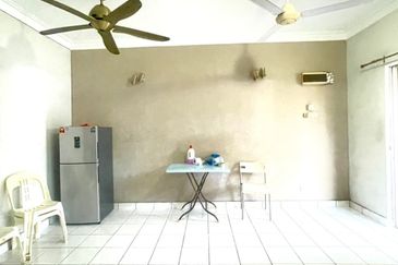 Jalan Puchong Utama 12/7D